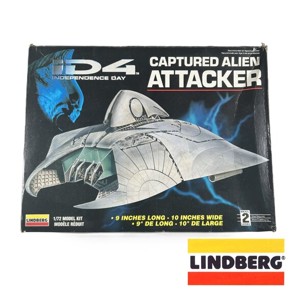 Lindberg ID4 Captured Alien Attacker Plastic Model Kit 1996 Complete - Picture 1 of 12